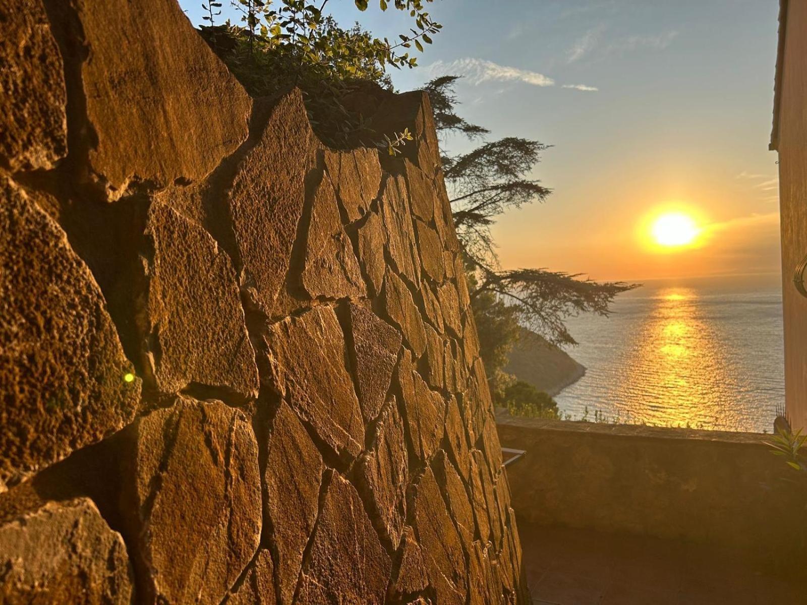 Villa Velta Sea Sunset Porto Santo Stefano  Luaran gambar