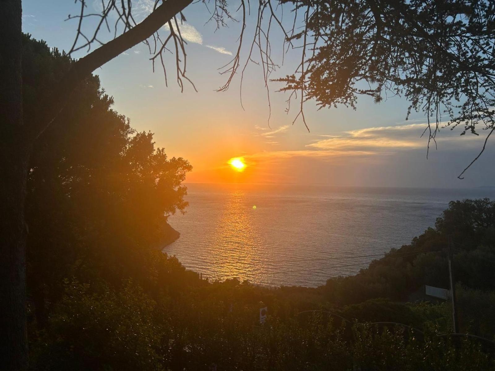 Villa Velta Sea Sunset Porto Santo Stefano  Luaran gambar